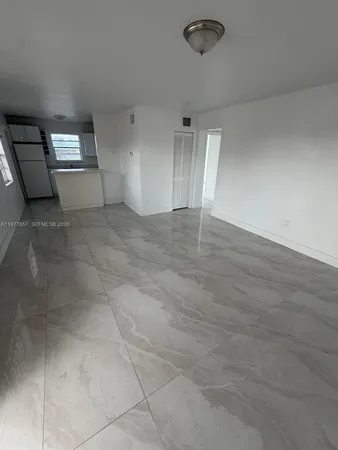 $2,490 | 3211 West Flagler Street, Unit 9, Miami, FL 33135
