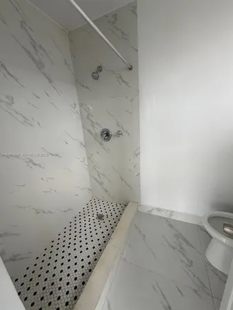 $2,490 | 3211 West Flagler Street, Unit 9, Miami, FL 33135