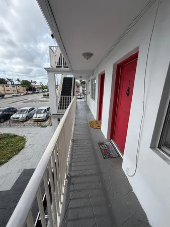 $2,490 | 3211 West Flagler Street, Unit 9, Miami, FL 33135