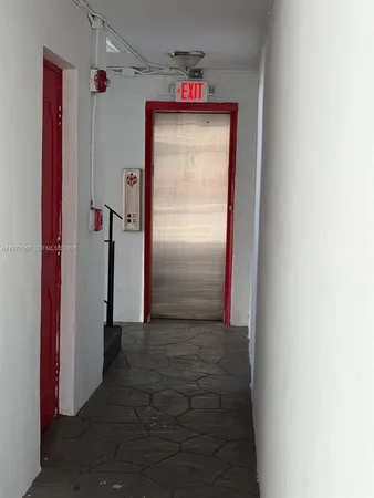 $2,490 | 3211 West Flagler Street, Unit 9, Miami, FL 33135