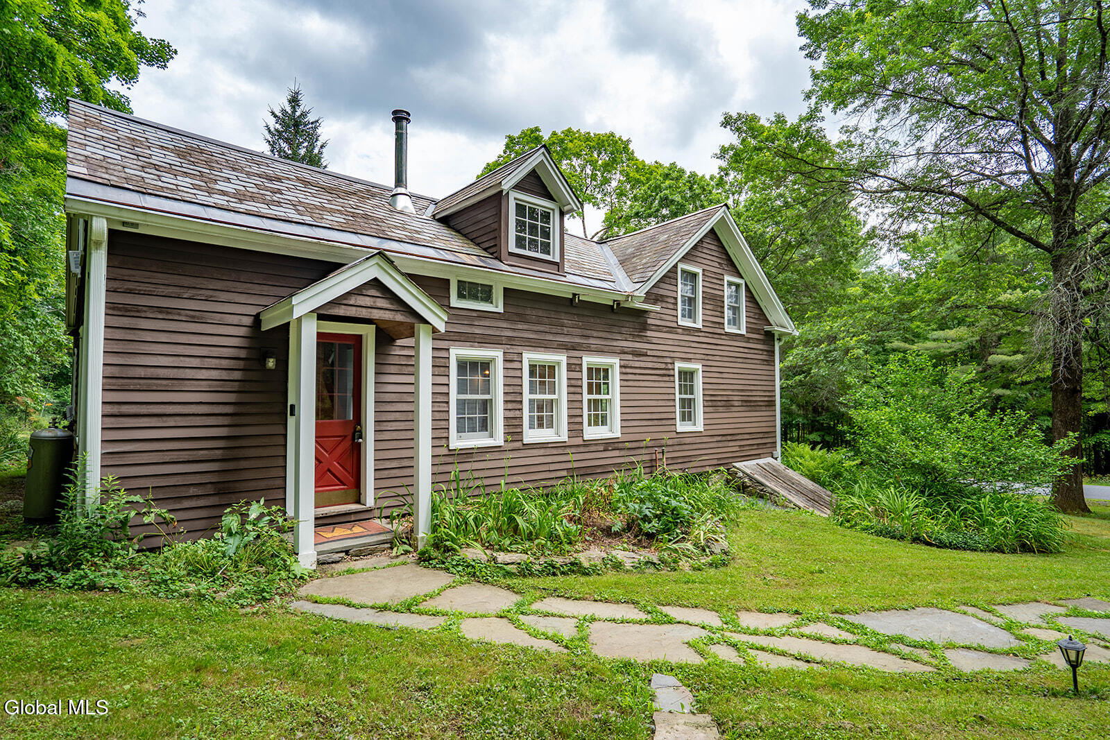 203 Center Road White Creek, NY 12057 - Photo 5 of 51 _DSC7556-HDR