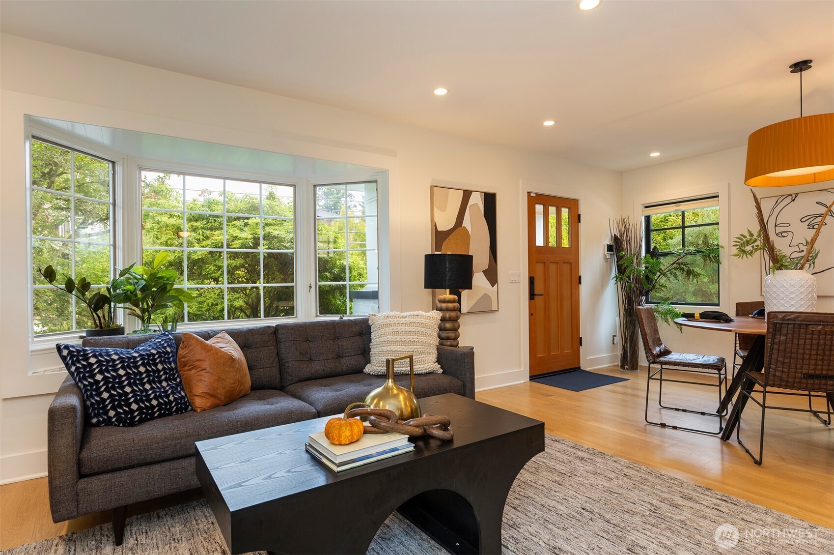 1815 North 55th Street Seattle, WA 98103 - Photo 11 of 38 Gallery Image 11