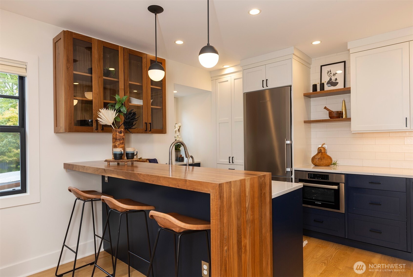 1815 North 55th Street Seattle, WA 98103 - Photo 8 of 38 Gallery Image 8