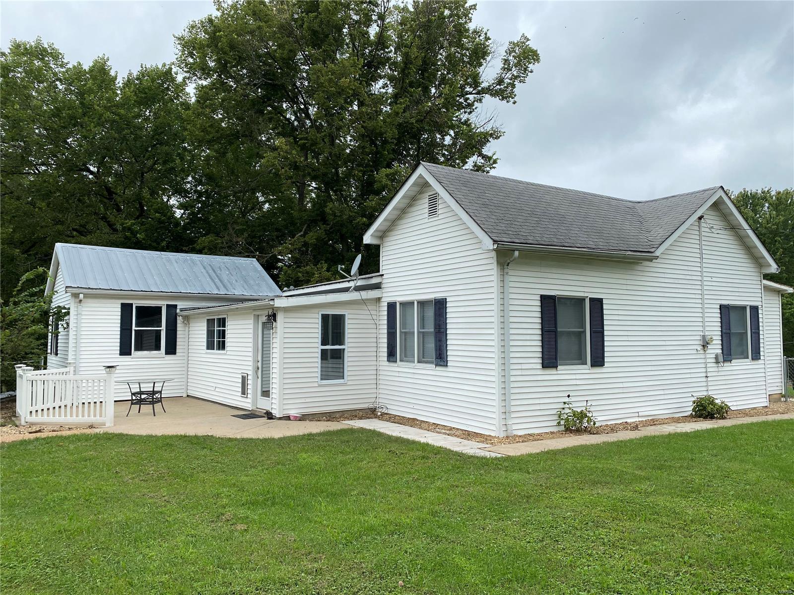 12 West Mill Street Ruma, IL 62278 - Photo 5 of 38