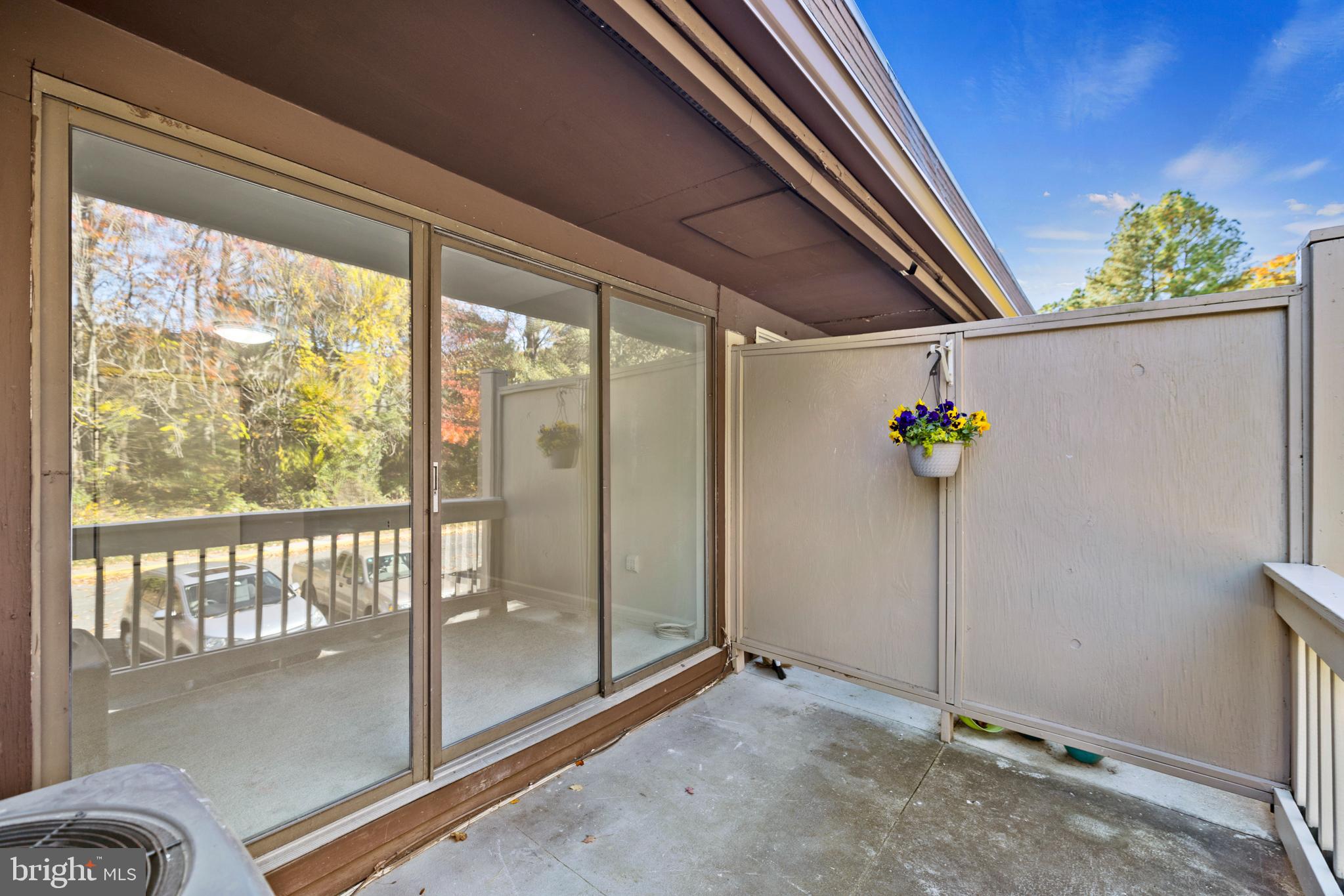 5821 E Royal Ridge Drive, Unit E Springfield, VA 22152 - Photo 28 of 35