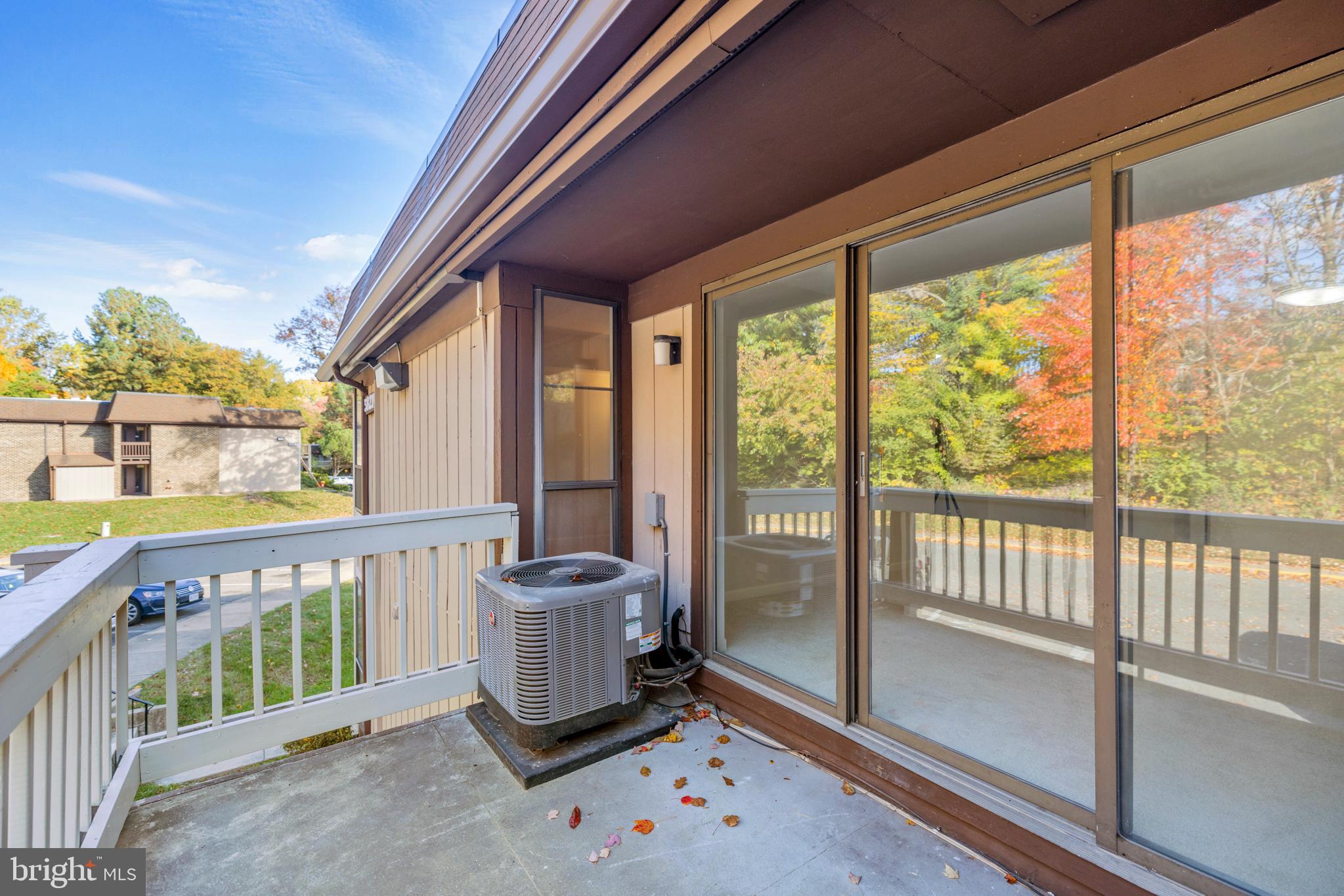 5821 E Royal Ridge Drive, Unit E Springfield, VA 22152 - Photo 29 of 35