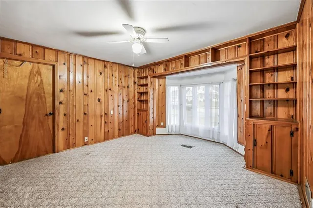 $220,000 | 359 Koehler Drive, Sharpsville, PA 16150