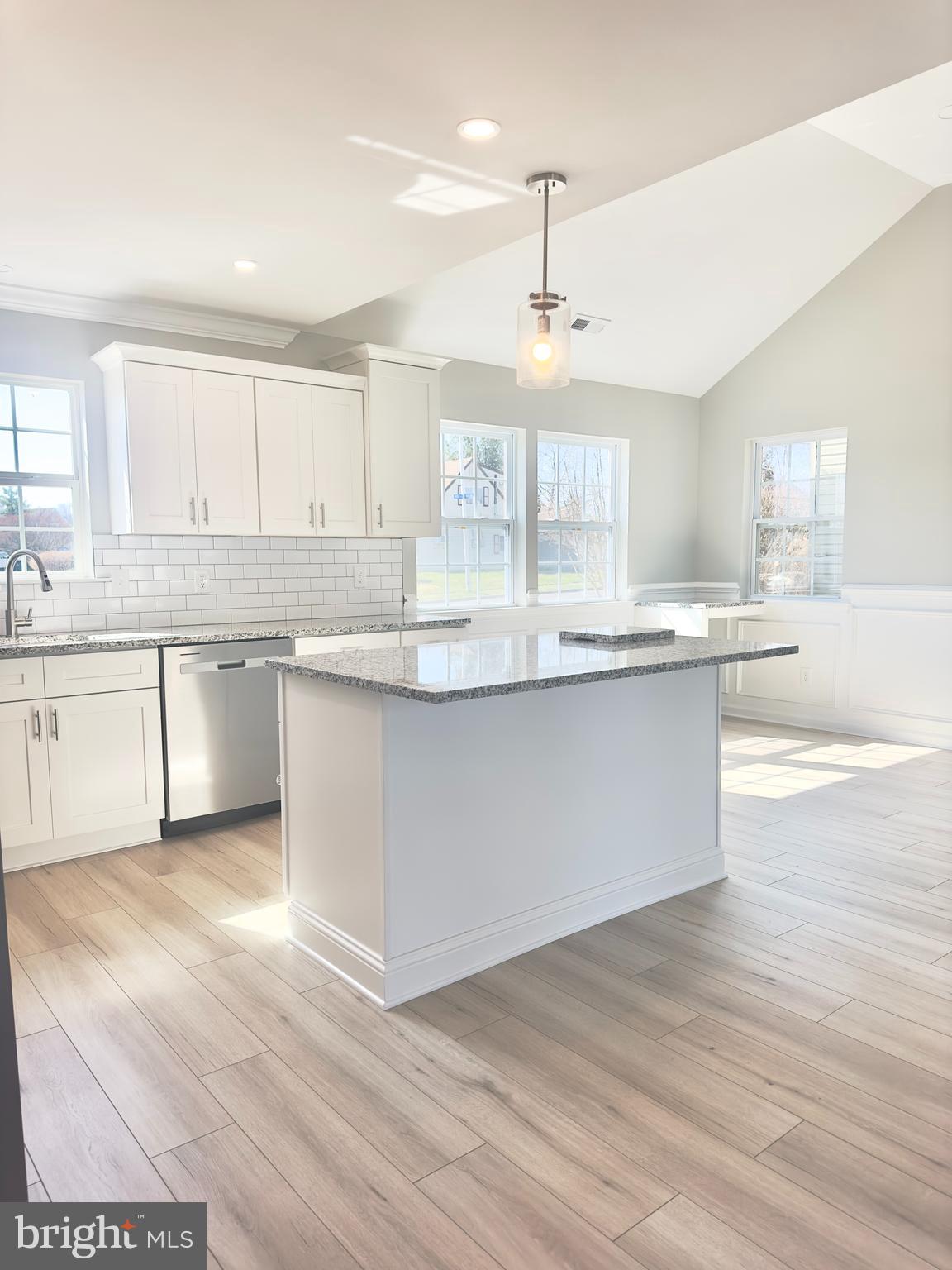 30 Ridge Lane Levittown, PA 19055 - Photo 15 of 51 Gallery Image 15