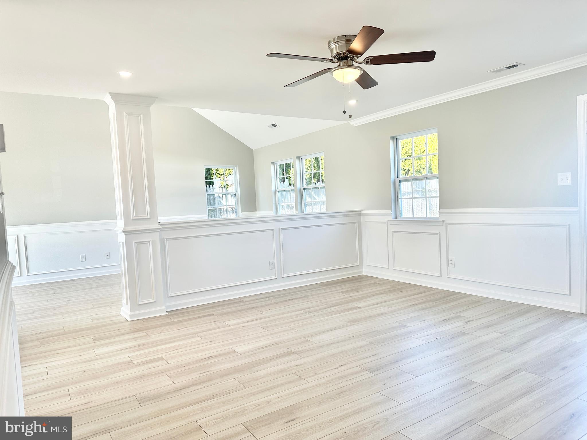 30 Ridge Lane Levittown, PA 19055 - Photo 26 of 51 Gallery Image 26