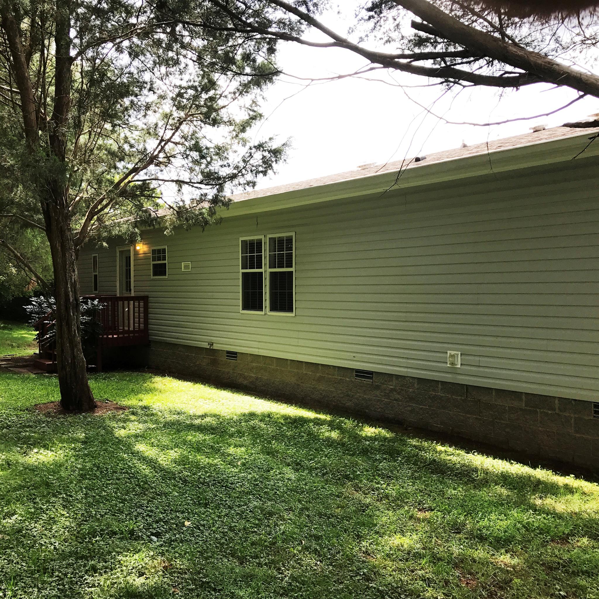 432 Parker Road Portland, TN 37148 - Photo 3 of 23 Gallery Image 3