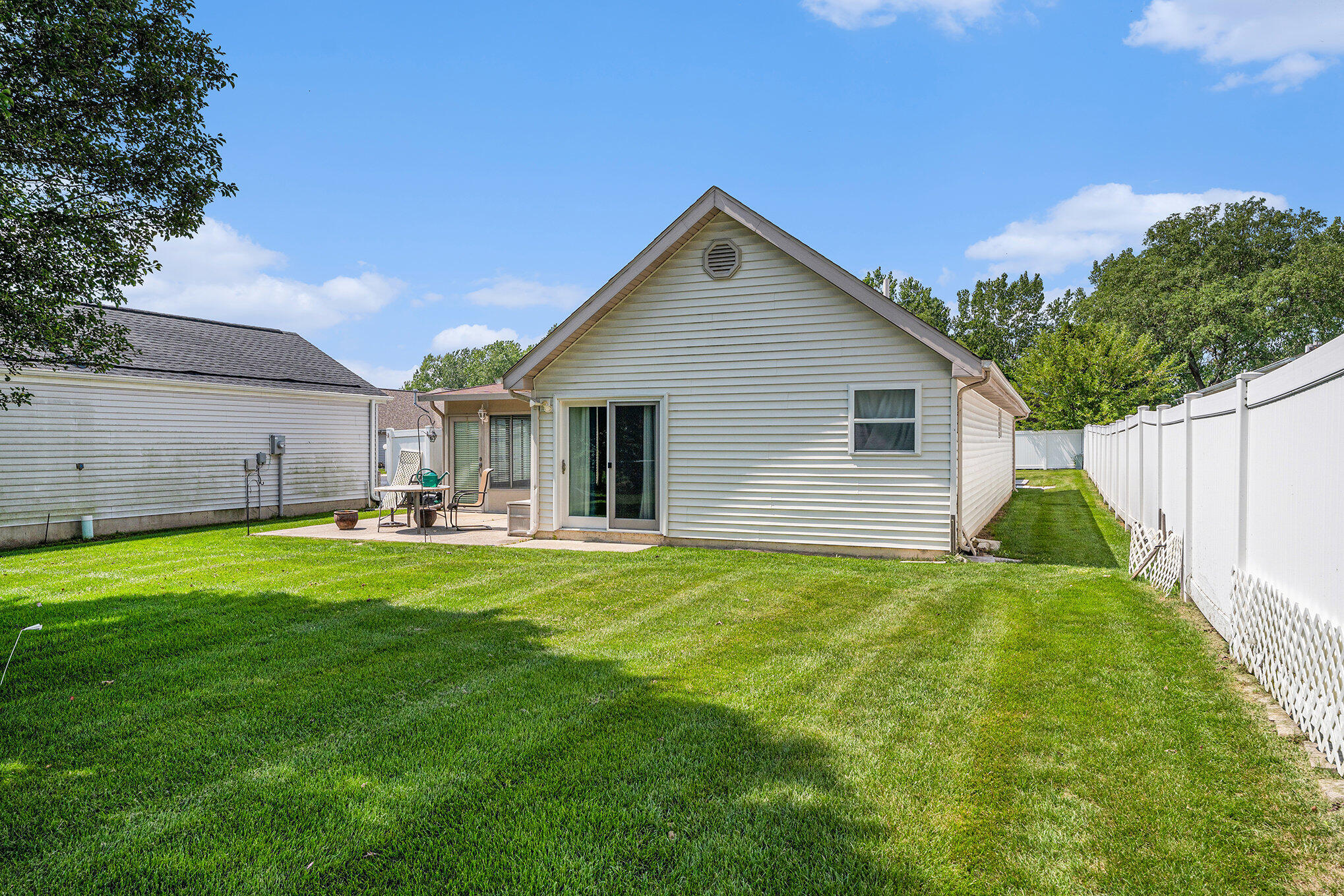 8335 Pointe Drive Crown Point, IN 46307 - Photo 19 of 19 2038x1359