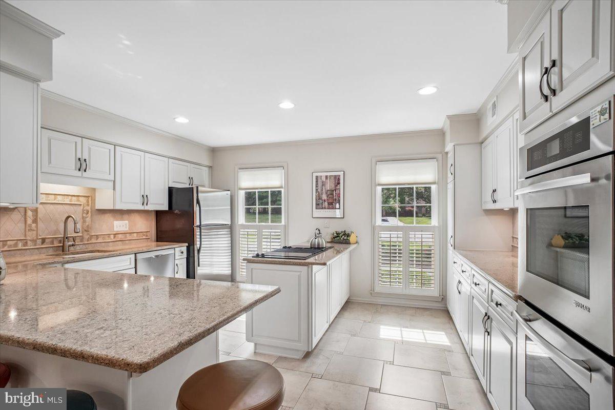 7606 Rustle Ridge Court Fairfax Station, VA 22039 - Photo 16 of 57