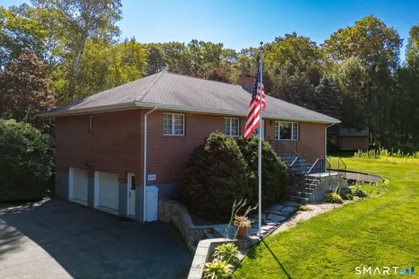 $3,750 | 428 Maple Street, Litchfield, CT 06759