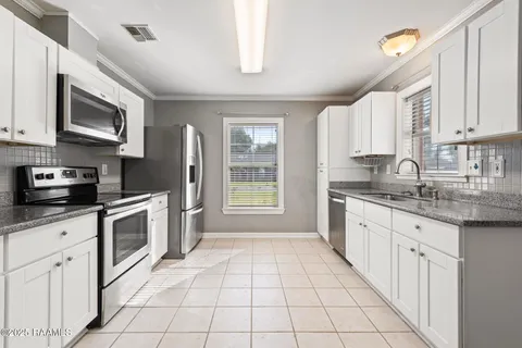 $215,000 | 119 Chicory Lane, Lafayette, LA 70506