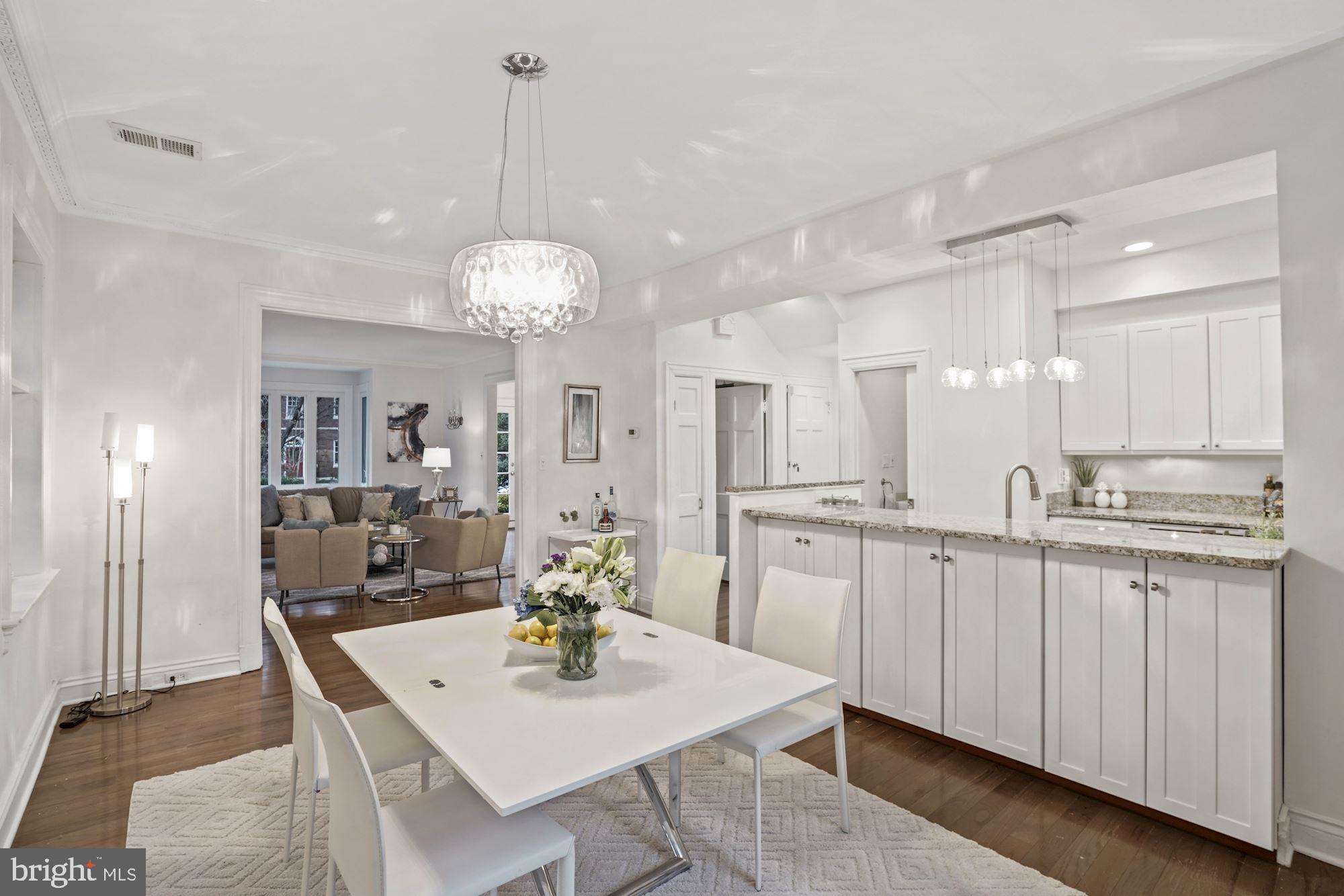 3220 Klingle Road Northwest Washington, DC 20008 - Photo 5 of 36 Dining room