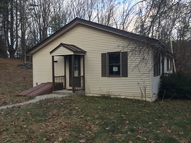 53 Old Goshen Road Newport, NH 03773 - Photo 2 of 19 Gallery Image 2