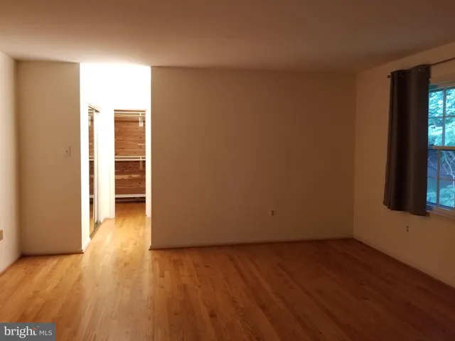 $4,990 | 9918 9918-derbyshure E Derbyshire Lane, Bethesda, MD 20817