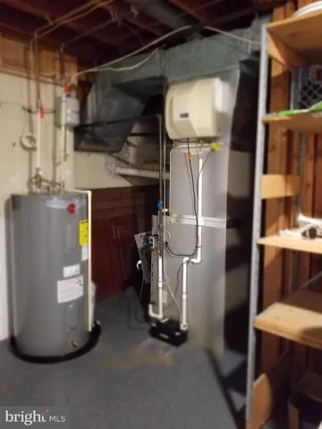 $4,990 | 9918 9918-derbyshure E Derbyshire Lane, Bethesda, MD 20817