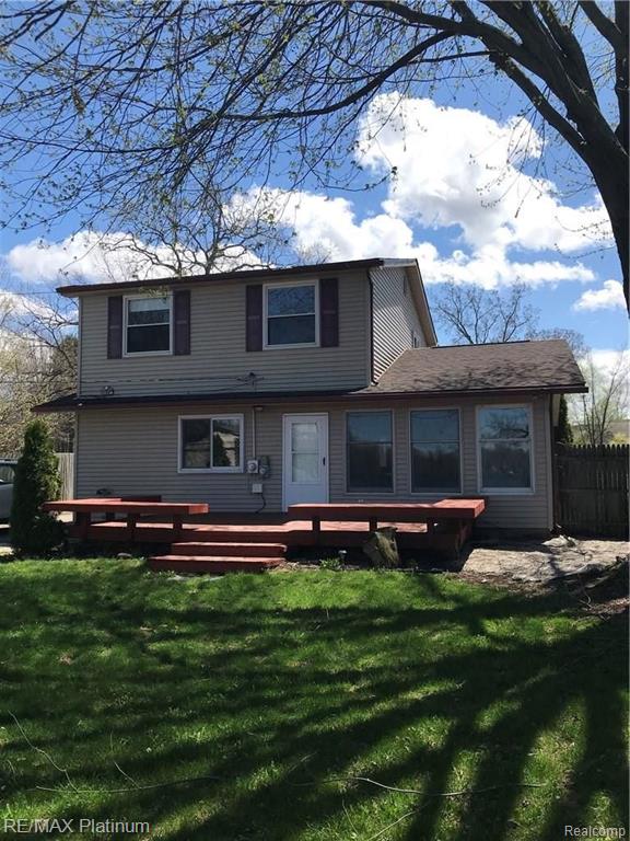 1846 South Hughes Road Brighton, MI 48114 - Photo 1 of 33
