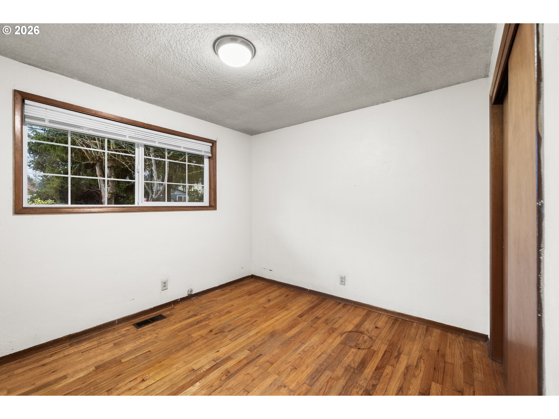 18735 Southwest Rosa Road Beaverton, OR 97078 - Photo 19 of 31