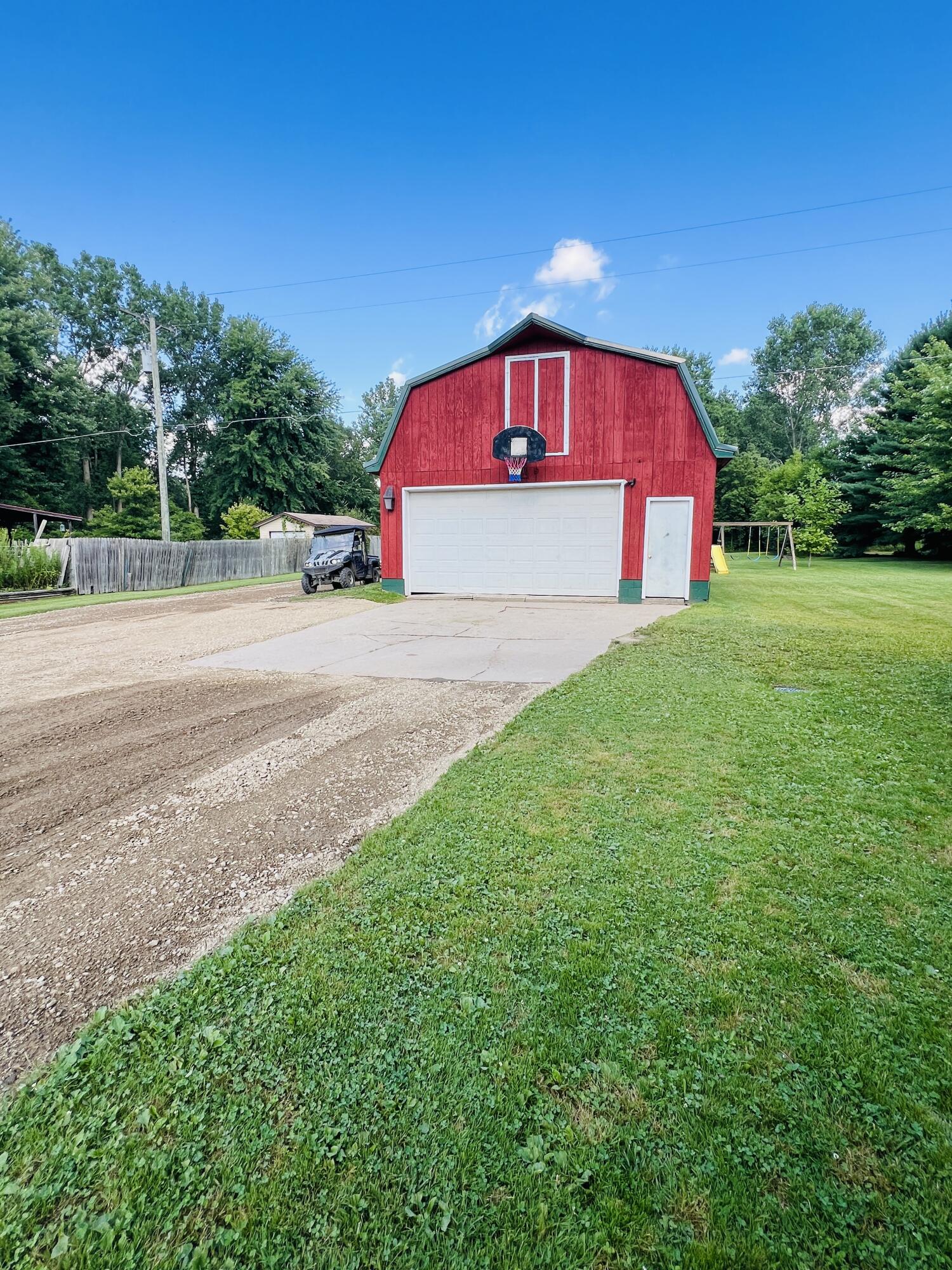 4459 South Kirk Road Vassar, MI 48768 - Photo 3 of 56 IMG_3434