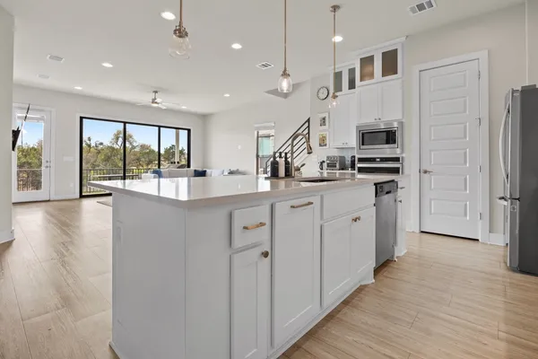 $3,000 | 1409 Copperfield Way, Leander, TX 78641