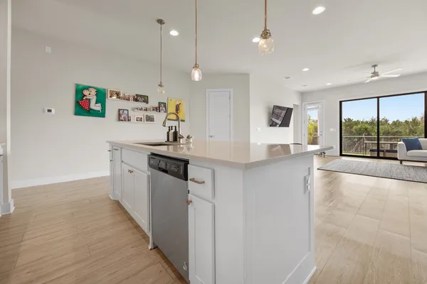 $3,000 | 1409 Copperfield Way, Leander, TX 78641