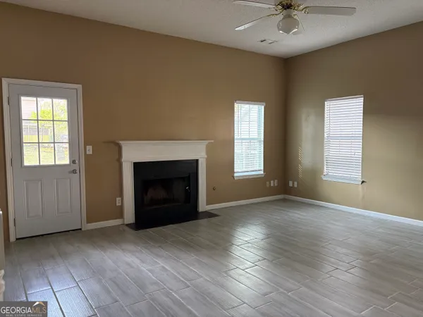 $2,300 | 4303 Joshua Crossing, Stone Mountain, GA 30083