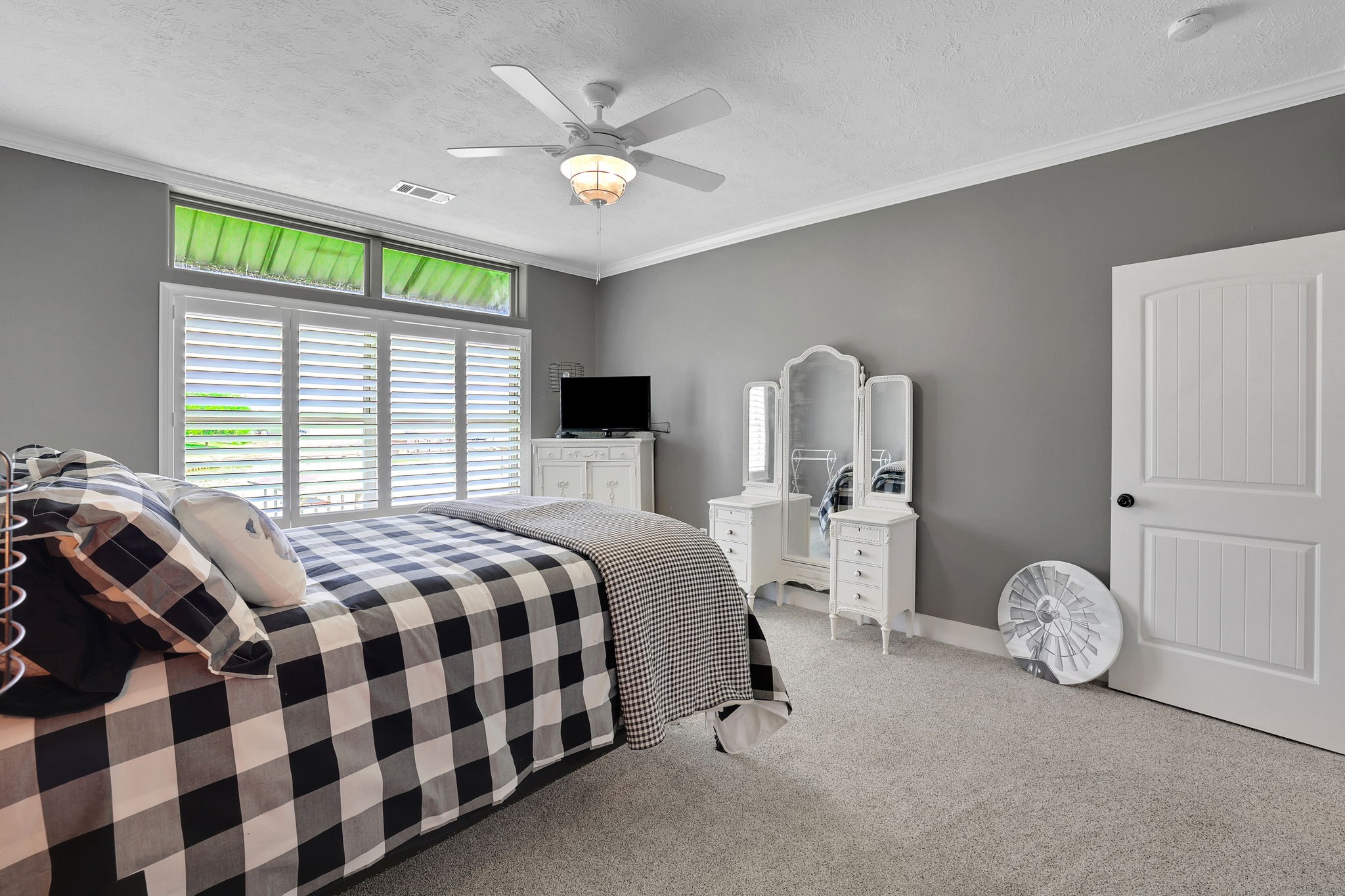 231 Ridge Cove Lane Coldspring, TX 77331 - Photo 26 of 50 Second guest bedroom