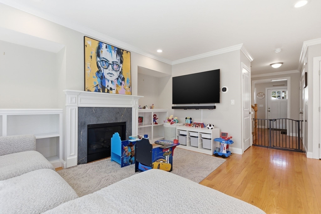 7 Spring Court, Unit A Woburn, MA 01801 - Photo 12 of 40
