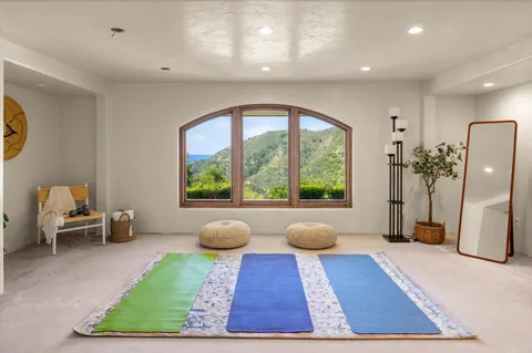 $4,500,000 | 1090 Toro Canyon Road, Santa Barbara, CA 93108
