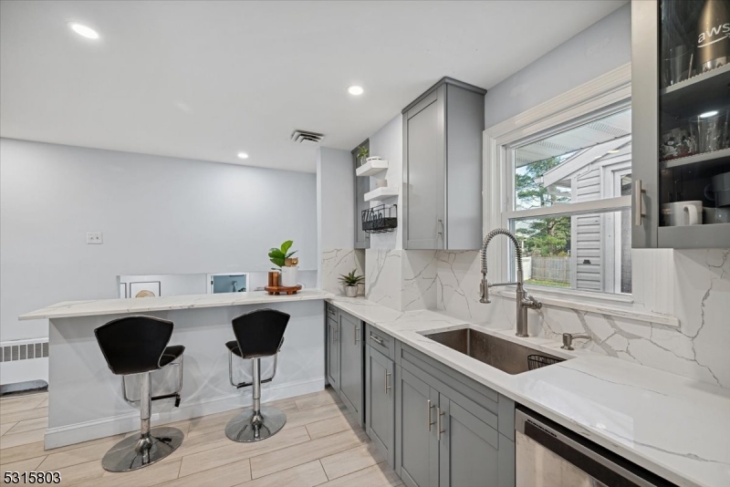 16 Hickory Road West Orange, NJ 07052 - Photo 15 of 45