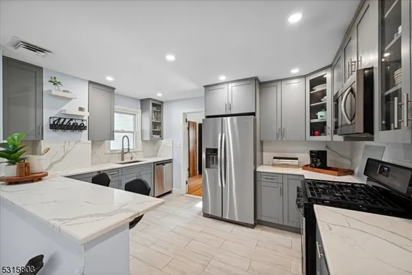 $5,000 | 16 Hickory Road, West Orange, NJ 07052