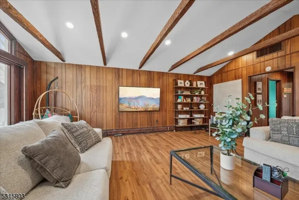 $5,000 | 16 Hickory Road, West Orange, NJ 07052