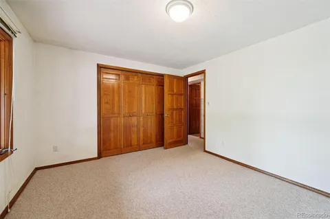 a view of a walk in closet