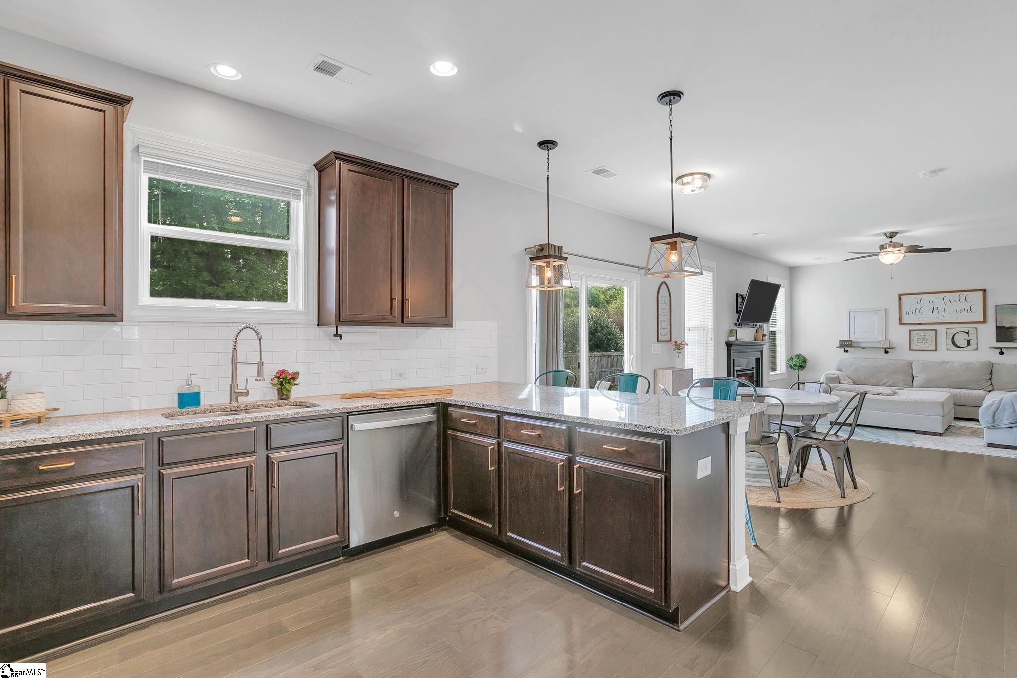 28 Fowler Oaks Lane Simpsonville, SC 29681 - Photo 11 of 44