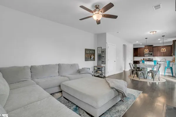 $399,000 | 28 Fowler Oaks Lane, Simpsonville, SC 29681