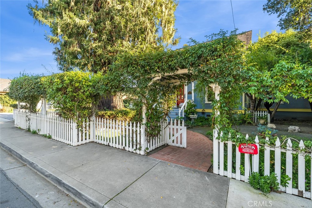 2476 Main Street Cambria, CA 93428 - Photo 3 of 75