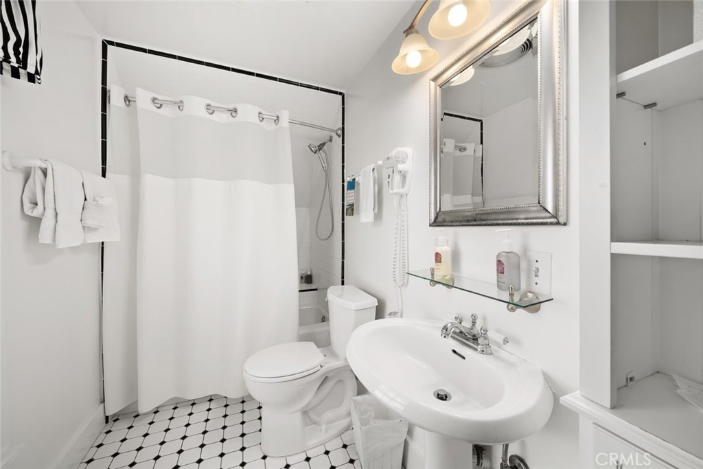 2476 Main Street Cambria, CA 93428 - Photo 39 of 75