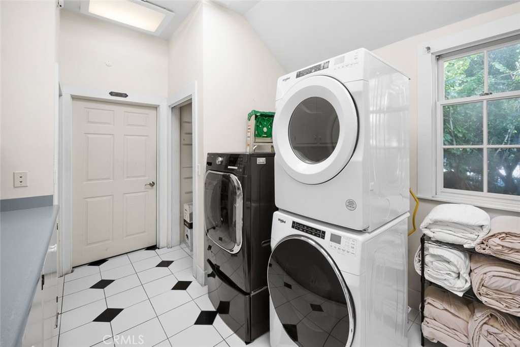 2476 Main Street Cambria, CA 93428 - Photo 40 of 75