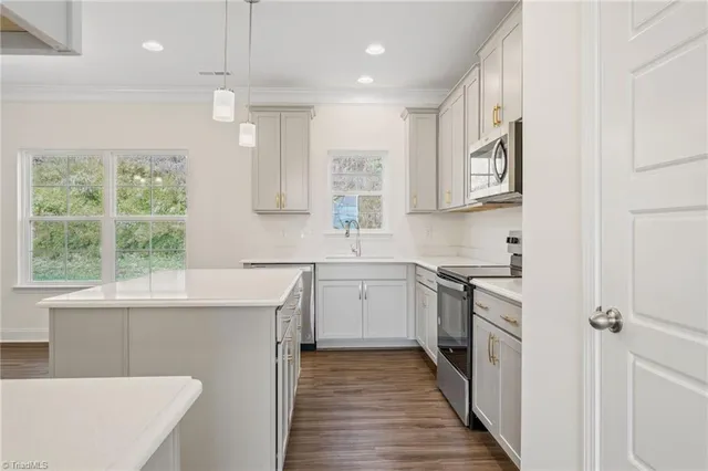 $359,319 | 2944 Flat Rock Drive, Winston-Salem, NC 27127