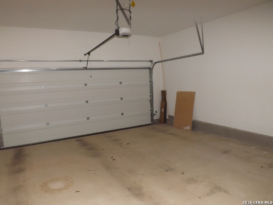 6835 Alaskan Wy. Converse, TX 78109 - Photo 20 of 22 a view of a room with closet