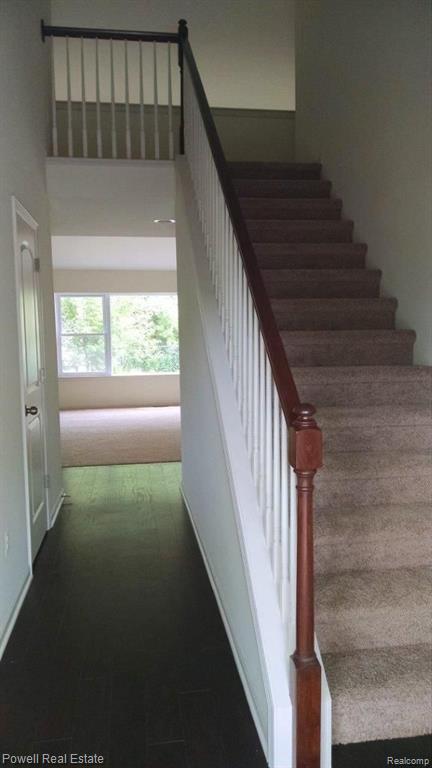 2786 Simpson Drive Rochester Hills, MI 48309 - Photo 2 of 8