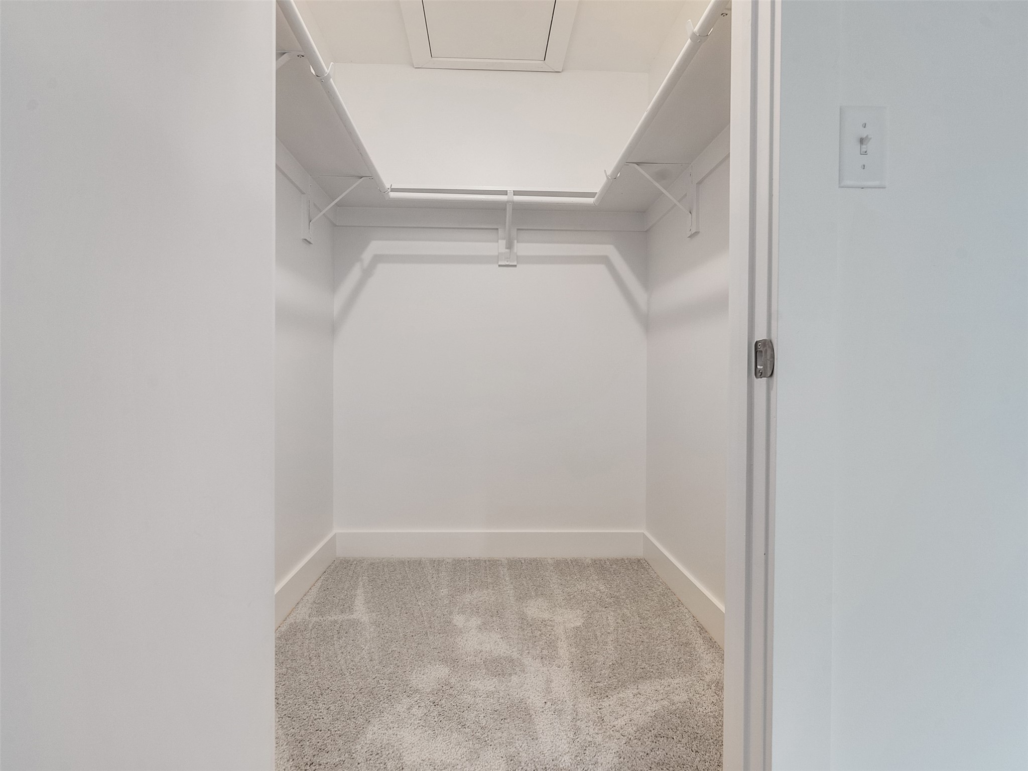 2829 Timmons Lane, Unit 204 Houston, TX 77027 - Photo 12 of 32