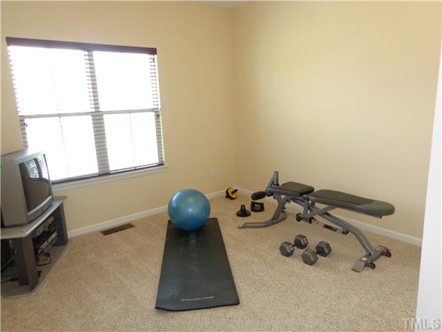 1537 Rodessa Run Raleigh, NC 27607 - Photo 19 of 25