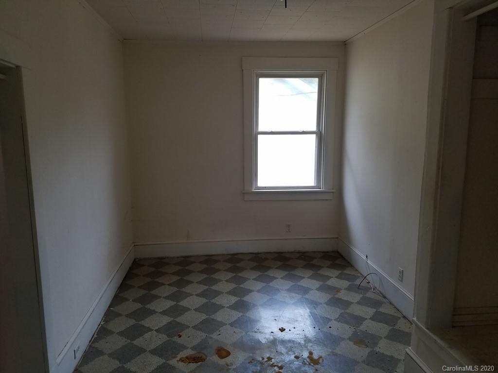 702 Fairview Road Asheville, NC 28803 - Photo 12 of 18 Gallery Image 12
