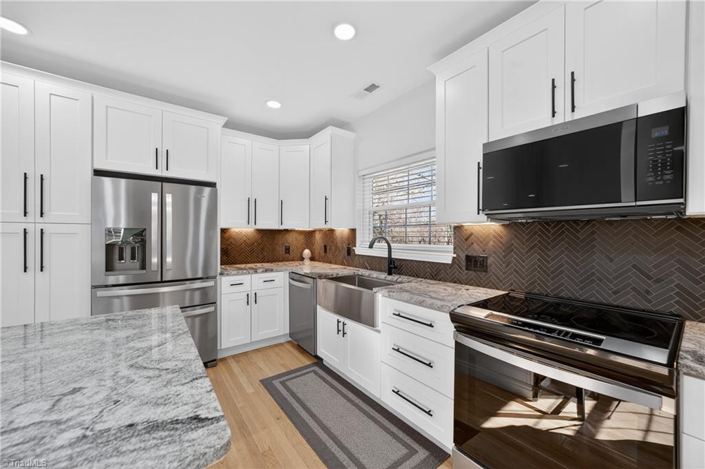 3244 Nottingham Road Winston-Salem, NC 27104 - Photo 11 of 37