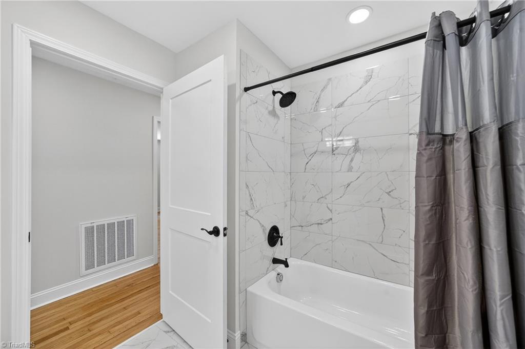 3244 Nottingham Road Winston-Salem, NC 27104 - Photo 22 of 37