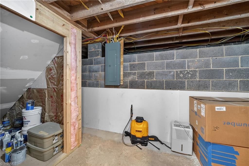 3244 Nottingham Road Winston-Salem, NC 27104 - Photo 28 of 37