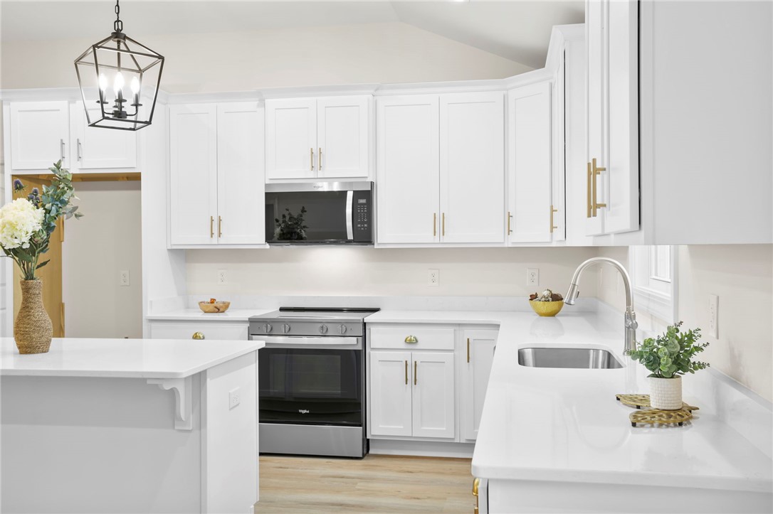 1005 Cove Circle Anderson, SC 29626 - Photo 11 of 48